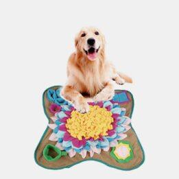 Newest Design Puzzle Relieve Stress Slow Food Smell Training Blanket Nose Pad Silicone Pet Feeding Mat 06-1271 gmtproducts.com